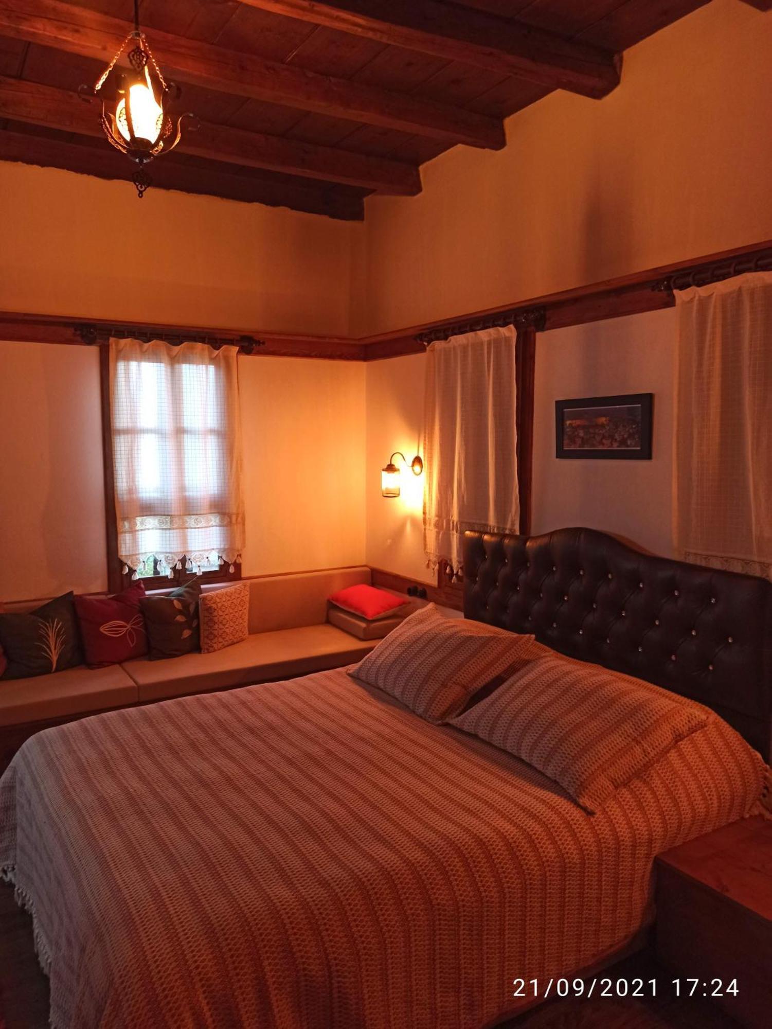 Konak Bindalli Bed and Breakfast Karabuk  Rum bild